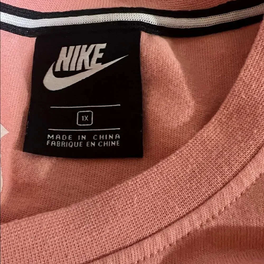 Nike women’s 1X long sleeve tee, peachy-pink with gray band